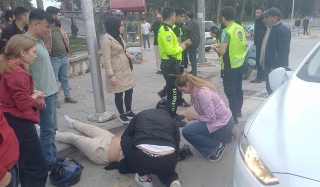 Çorum’da otomobil ile motosiklet çarpıştı: 1 yaralı