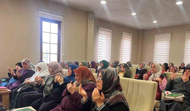 Çorumlu kadınlardan Esmaü’l Hüsna yarışması