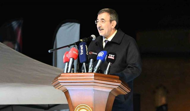Cumhurbaşkanı Yardımcısı Cevdet Yılmaz, Edirne’de iftara katıldı