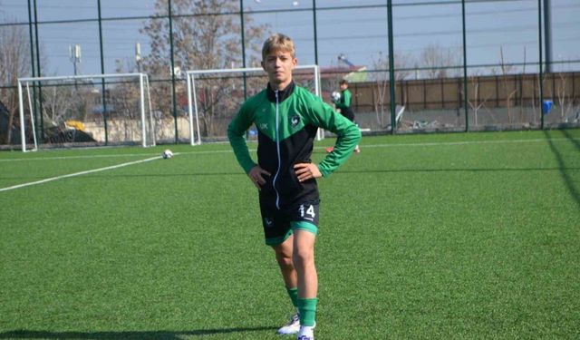 Denizlispor’un 14 yaşındaki futbolcusu Utku Berk, U14 Milli Takım seçmelerine katılacak