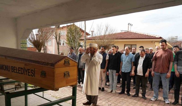 Diploma almak için gitti, denizde boğularak can verdi