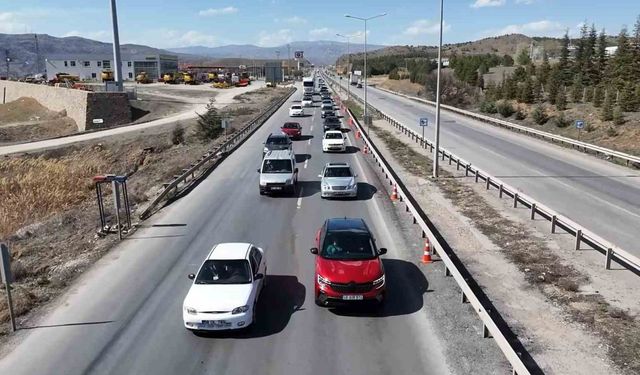 Emniyetten tatilcilere uyarı: Yapay zeka destekli akıllı radarlar 24 saat devrede
