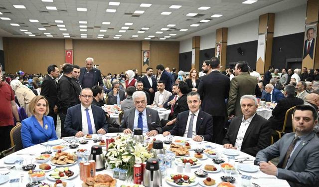 Esenyurt Belediyesinden yetim çocuklar için anlamlı iftar programı