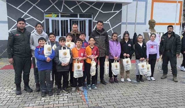 Gümeli’de "Dersimiz Orman" etkinliği, ormanın önemi öğrencilere anlatıldı