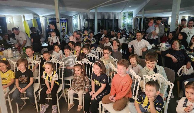 Harbi Fenerbahçeliler İftar sofrasında buluştu