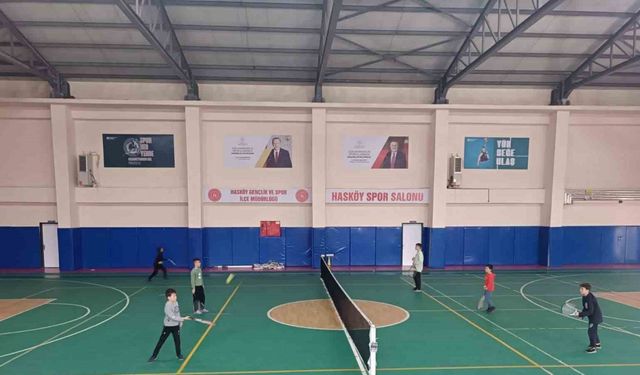 Hasköy’de tenis kursuna yoğun ilgi