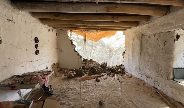 Irak’taki deprem Yüksekova’da hasara neden oldu