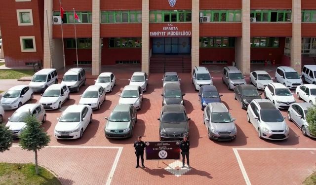 Isparta merkezli ’change’ operasyonu: 14 milyonluk vurgun ortaya çıktı