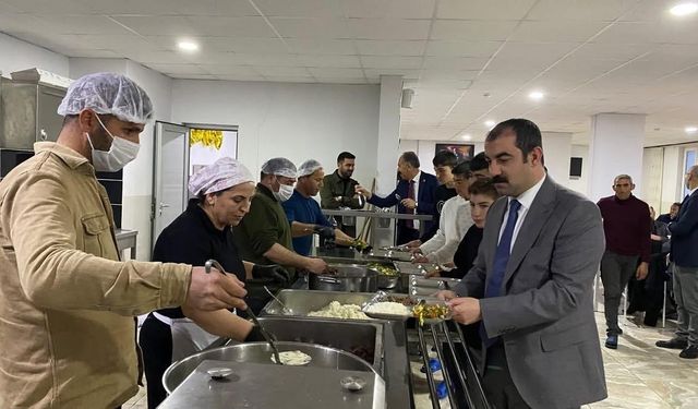 Kaymakam Akköz, öğrencilerle iftar sofrasında buluştu