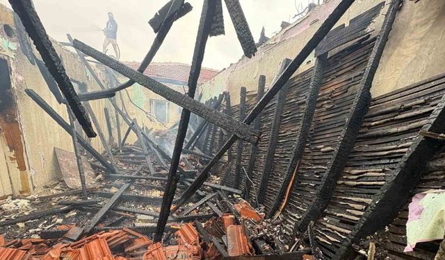 Kırklareli’nde metruk evde çıkan yangın söndürüldü