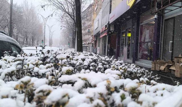 Kırşehir’de kar yağışı etkili oldu