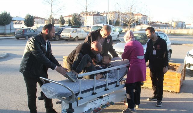 Köpekten kaçarken düşen çocuk yaralandı