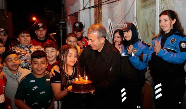 Küçük kıza emniyetten doğum günü sürprizi