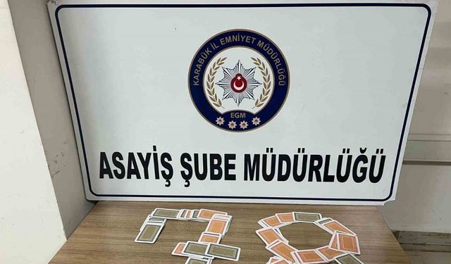 Kumar baskınlarında yakalanan 15 kişiye 138 bin 705 TL para cezası