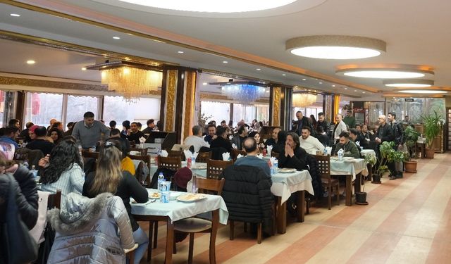 Lokman Hekim yönetici ve personeli iftarda bir araya geldi