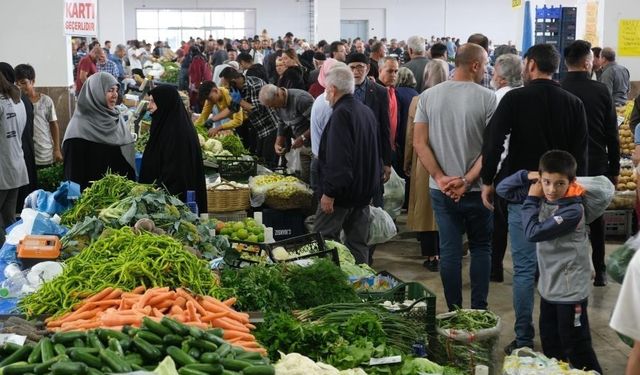Mart’ta ekonomik güven endeksi 100,8 oldu