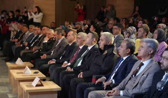 Niğde’de İstiklal Marşı’nın Kabulü ve Mehmet Akif Ersoy’u Anma Programı düzenlendi