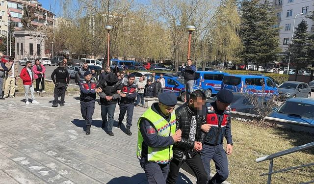 Niğde’de mumyayı satmaya çalışan 6 şüpheli adliyede