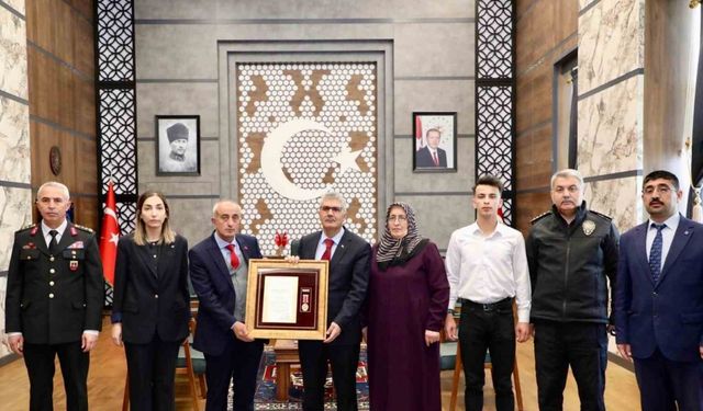 Niğdeli şehit uzman çavuşun ailesine Devlet Övünç Madalyası verildi