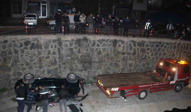 Ordu’da otomobil dere yatağına yuvarlandı: 2 yaralı
