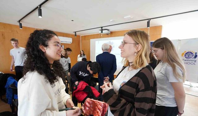 Polonyalı öğrenciler Türk kültürünü Beylikdüzü’nde keşfetti