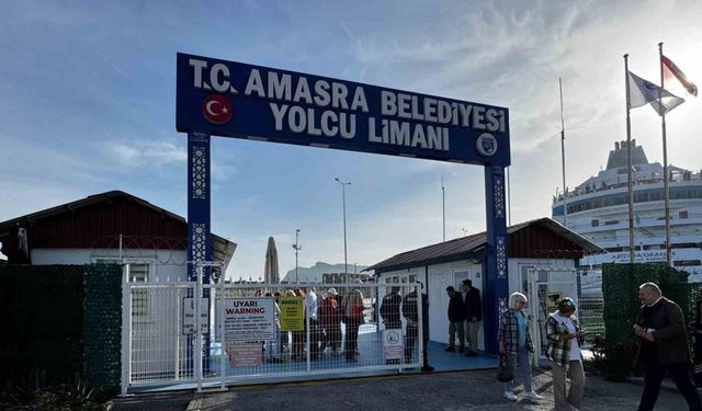 Rus turistler Amasra’da