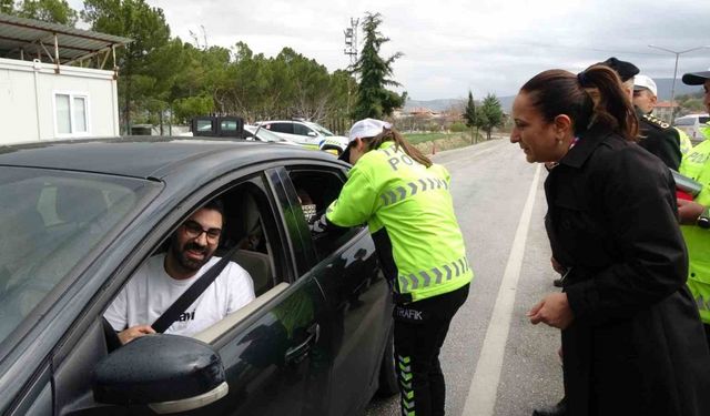 Saatte ortalama bin 700 aracın geçtiği Burdur’da bayram denetimleri sıklaştırıldı