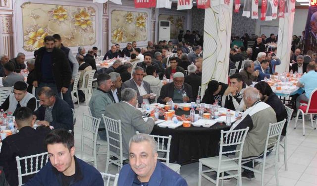Siirt’te MHP iftar programı düzenledi