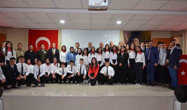 Tatvan’da İstiklal Marşı’nın Kabulü’nün 104. yılı kutlandı