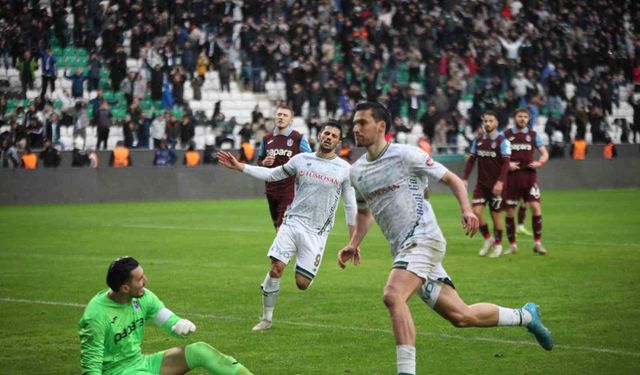 Trendyol Süper Lig: Konyaspor: 1 - Trabzonspor: 0 (Maç sonucu)