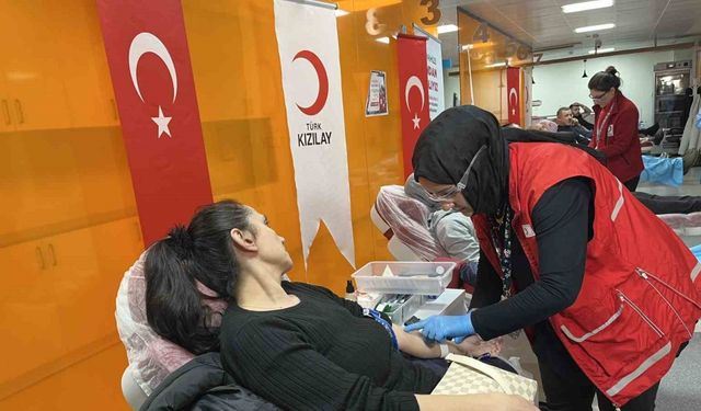 Türk Kızılay, Ramazan ayı boyunca iftardan sonra da kan bağışı kabul ediyor