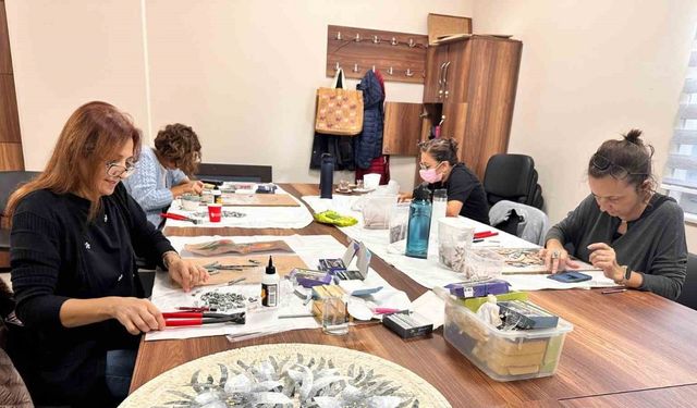 Ümraniye’de taşlar sanata dönüşüyor