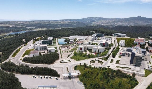 Uşak Üniversitesi’nden bir başarı daha: ÜNİDES’te TR33 Bölgesinde lider