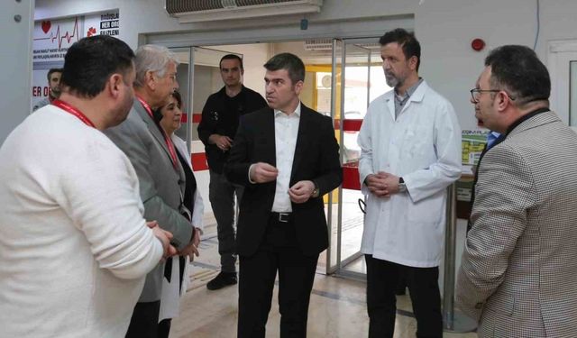 Vali Bakan’dan hastanede inceleme