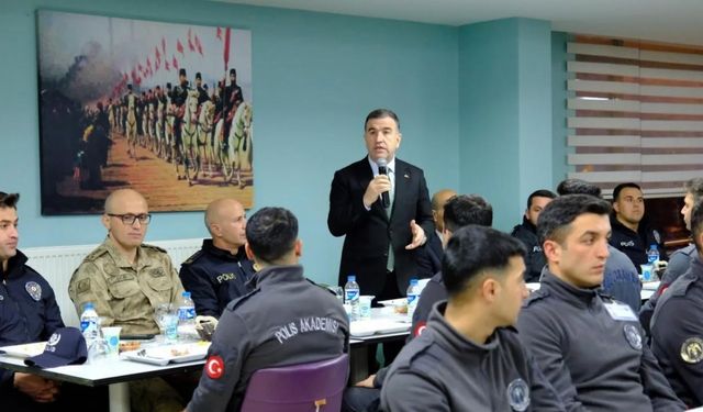 Vali Eldivan POMEM öğrencileriyle iftar sofrasında bir araya geldi