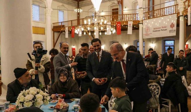 Vali Ömer Toraman, Gelibolu Mevlevihane’sinde iftar programına katıldı