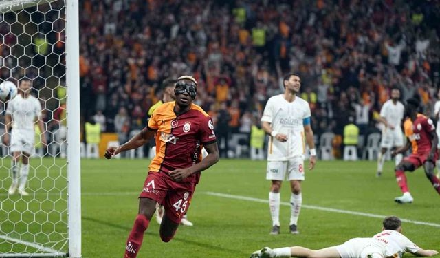 Victor Osimhen, gol krallığında zirveye yerleşti