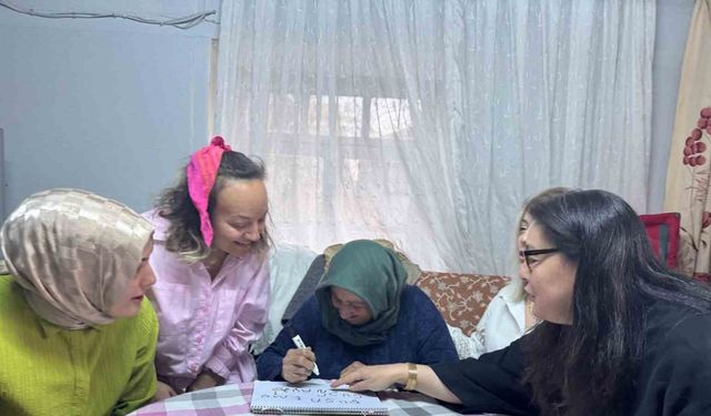 Yalnız yaşayan 70 yaşındaki engelli kadının sofrası şenlendi