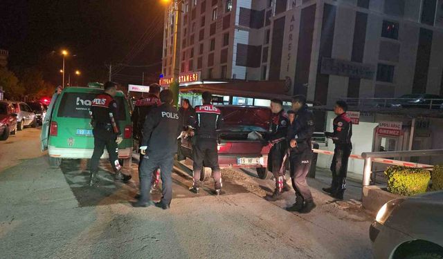 16 yaşındaki ehliyetsiz sürücü polisi peşine taktı, 60 bin lira ceza yedi