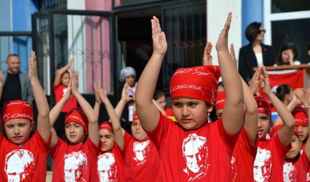 23 Nisan okullarda da coşkuyla kutlandı