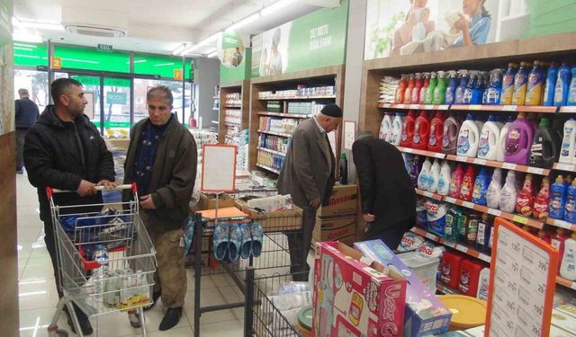 Ahlat’ta vatandaşlar boykot çağrısına uymadı
