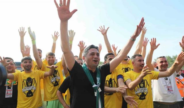Aliağaspor FK, namağlup şampiyon olarak 2. Lig’e yükseldi