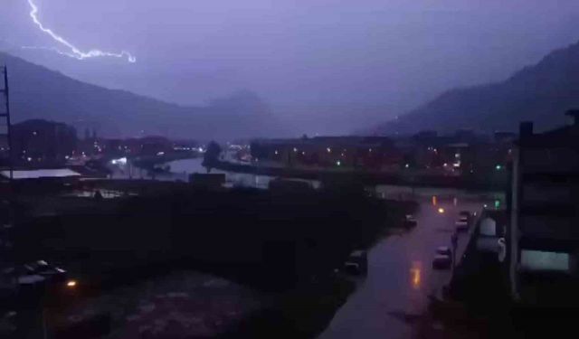 Amasya’da bir eve yıldırım düştü: 1 yaralı