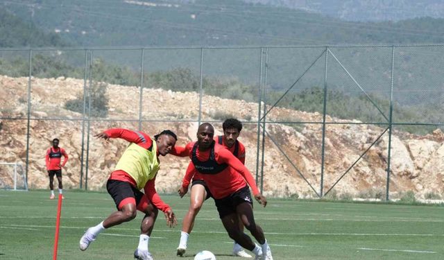 Atakaş Hatayspor, Beşiktaş maçının hazırlıklarına başladı