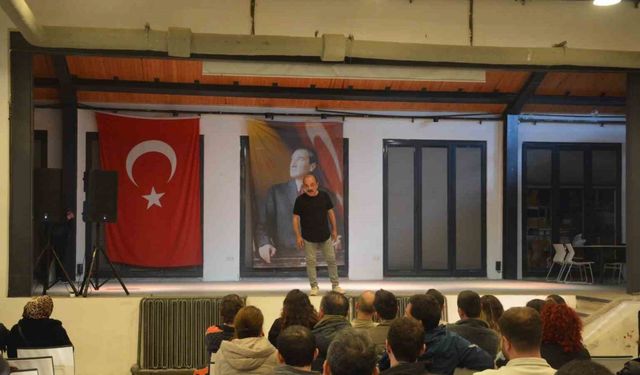 Ayhan Taş, Sinop’ta hayranlarıyla buluştu