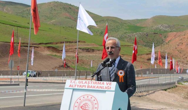 Bakan Uraloğlu müjdeyi verdi, Siirt’e tren geliyor