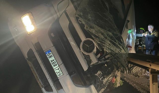 Balıkesir-Bursa yolunda tek taraflı kaza: 1 kişi hayatını kaybetti