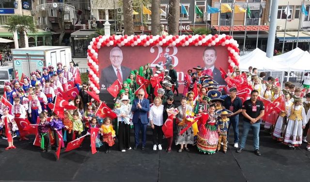Bandırma’da Uluslararası Çocuk Festivali renkli görüntülere sahne oldu