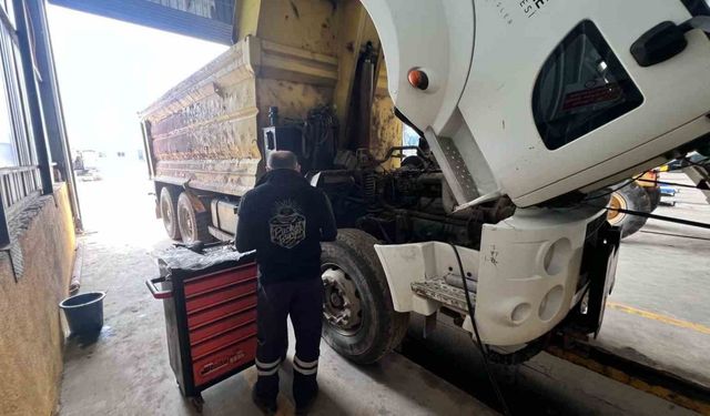 Başiskele’nin hizmet araçlarına periyodik bakım ve onarım