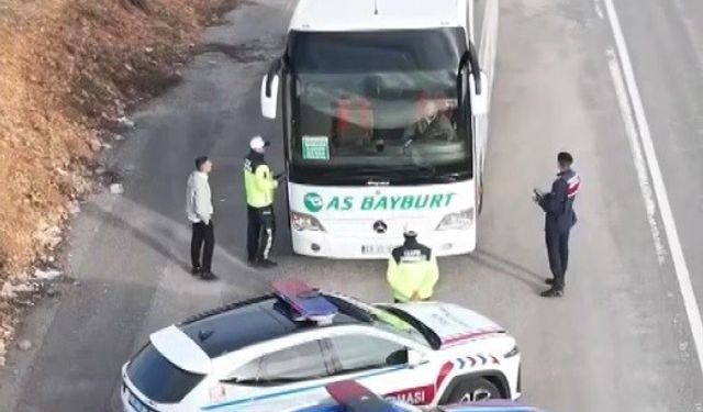 Bayburt’ta jandarmadan trafik denetimi